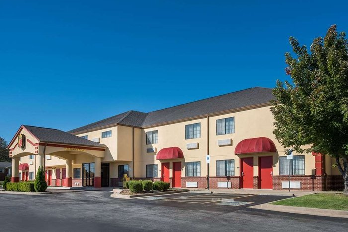 SUPER 8 BY WYNDHAM CLAREMORE OK - Updated 2024 Prices & Hotel Reviews