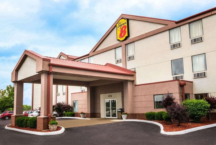 SUPER 8 BY WYNDHAM PEVELY - Updated 2024 Prices & Motel Reviews (MO)