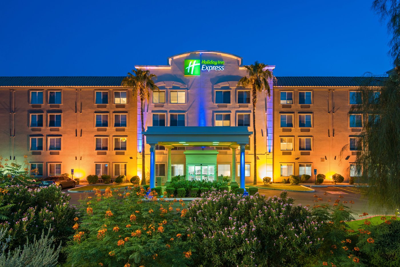 HOLIDAY INN EXPRESS PEORIA NORTH - GLENDALE, AN IHG HOTEL - Hotel ...