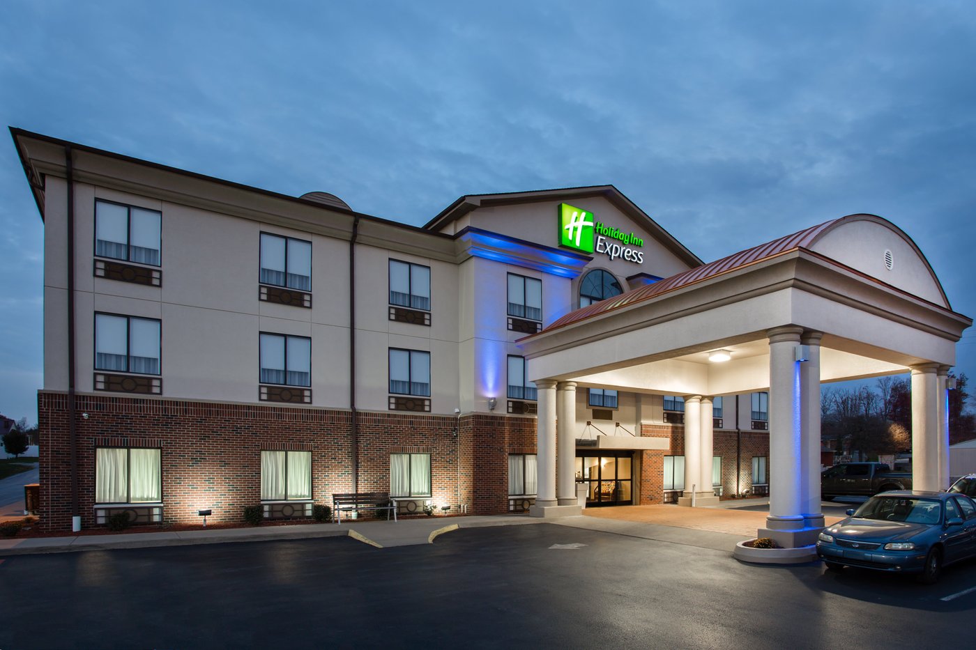 HOLIDAY INN EXPRESS PRINCETON I 77 $127 ($̶1̶5̶4̶) - Updated 2023 ...