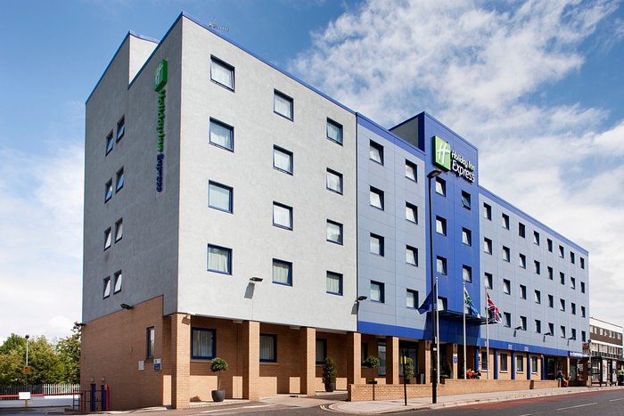 Tutustu 62+ imagen holiday inn express london park royal