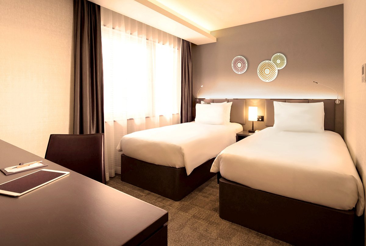Holiday Inn &amp; Suites Shin Osaka, an IHG hotel โรงแรมใน โอซาก้า