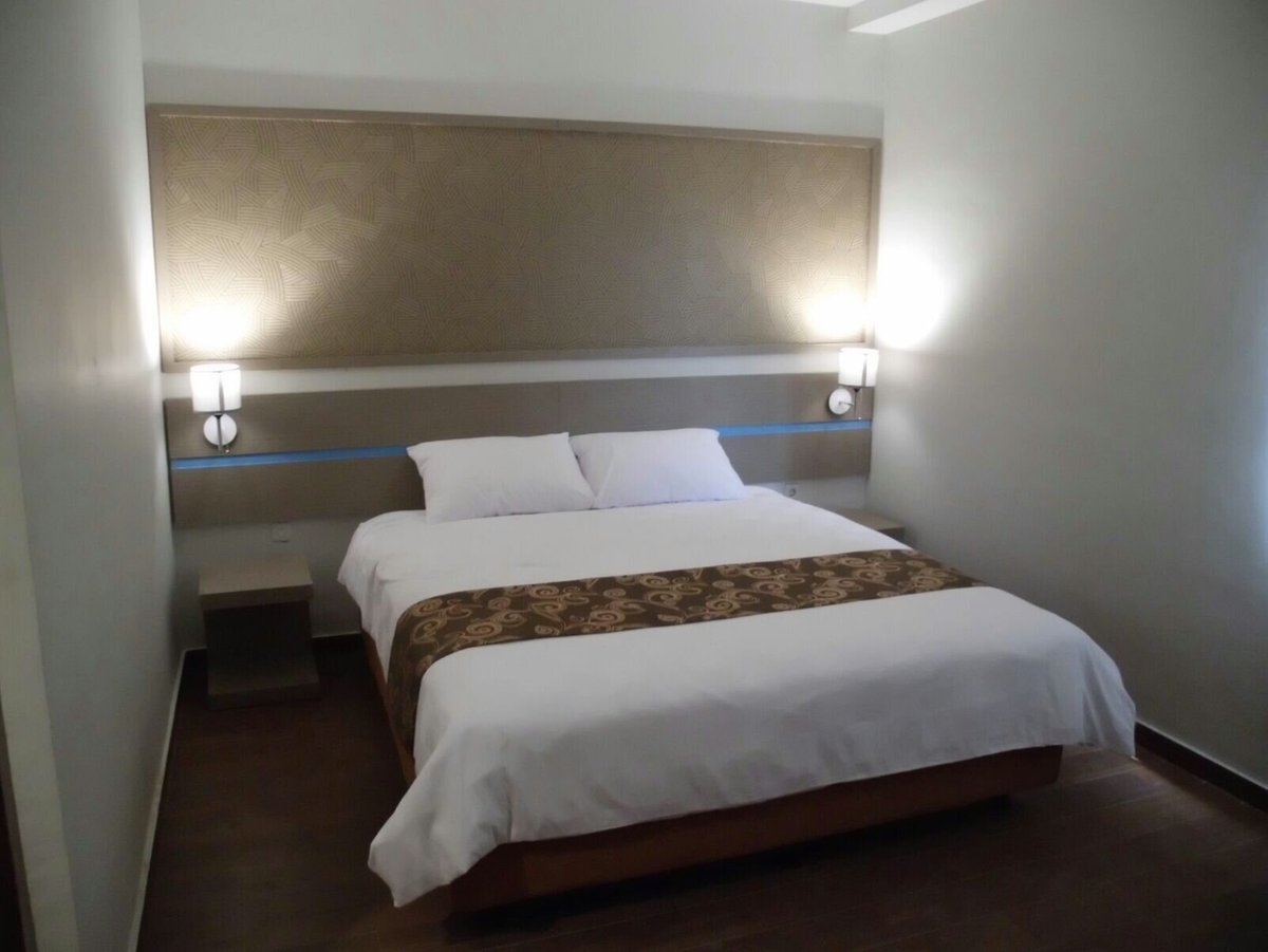 Genio Hotel Manado Rooms: Pictures & Reviews - Tripadvisor