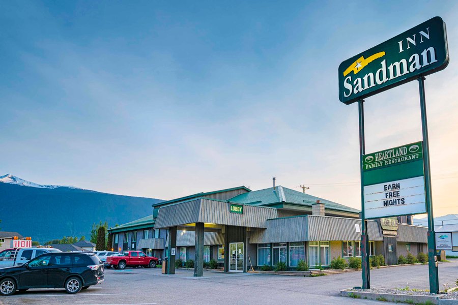 SANDMAN INN MCBRIDE (Canadá) - Opiniones y comparación de precios