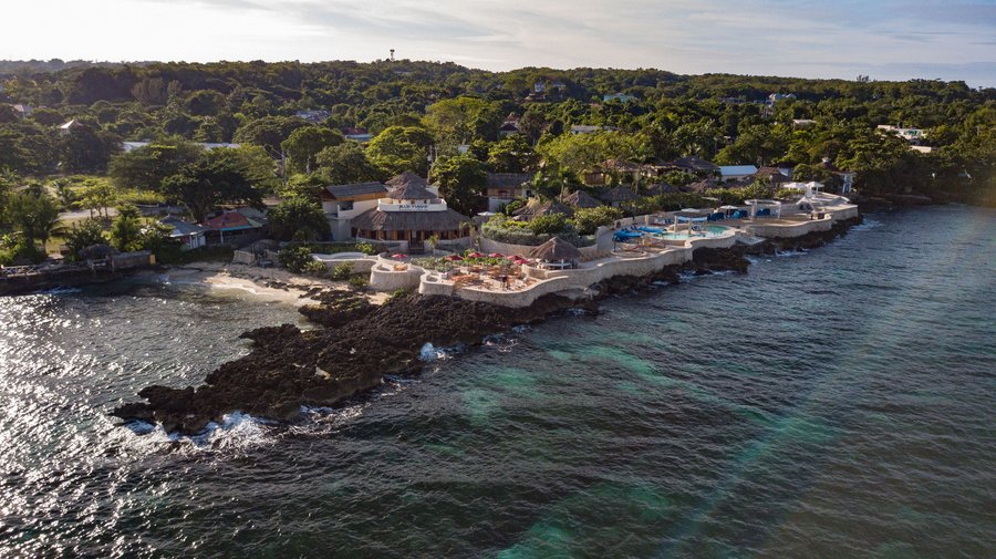 Ocean Cliff Hotel Aerial Shot