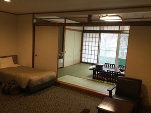 客室 & スイート