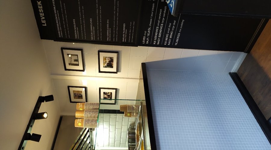 Leves Budapest Menu
