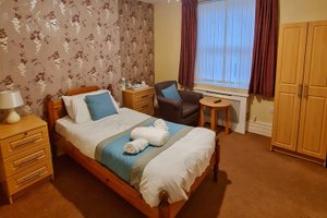 Room & Suite