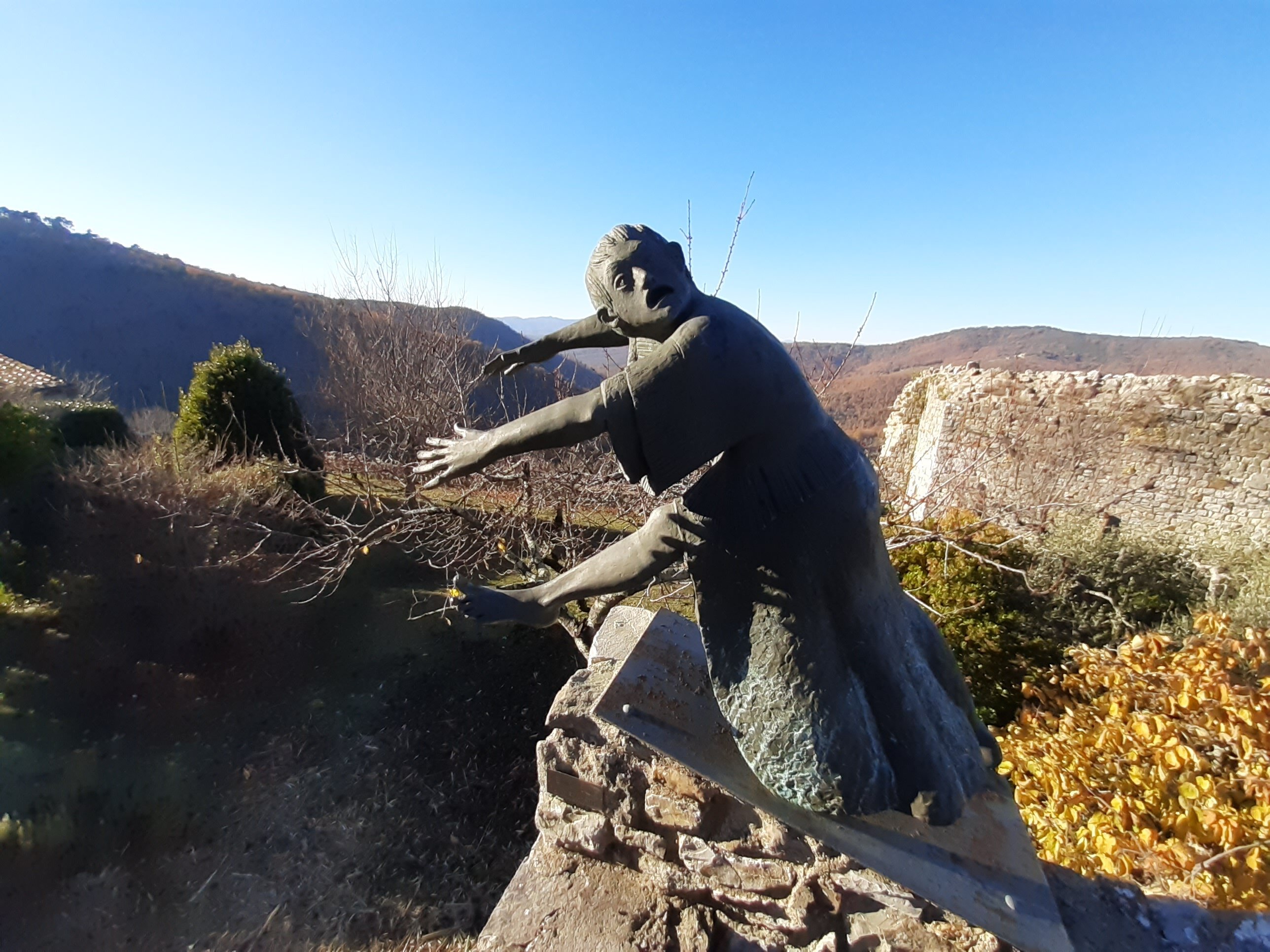 Lapide E Monumento Commemorativo Dell'Eccidio Del 29 Giugno 1944 ...