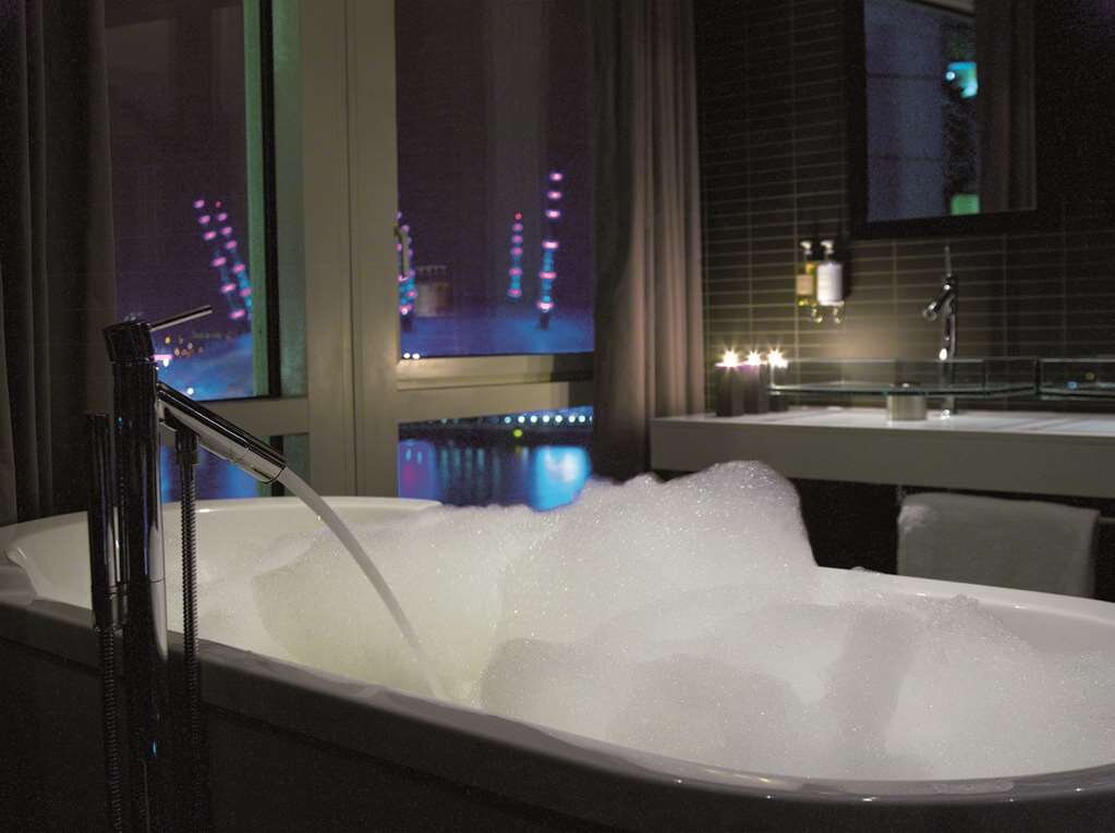 Hotel photo 17 of Radisson Blu Edwardian New Providence Wharf Hotel, London.