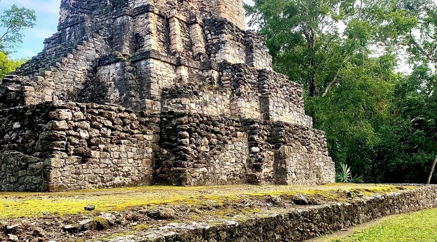Muyil (Chunyaxché) en Quintana Roo: La ciudad entre selva, laguna y ruinas