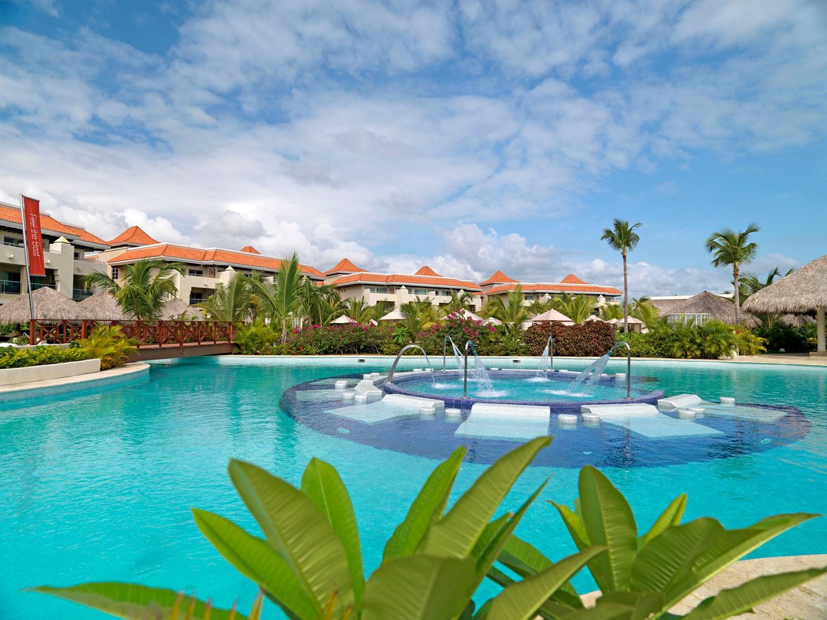 Zel Punta Cana Pool: Pictures & Reviews - Tripadvisor