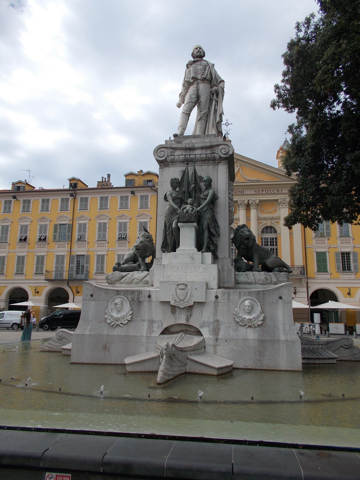 Statue de Garibaldi, Ницца: лучшие советы перед посещением - Tripadvisor