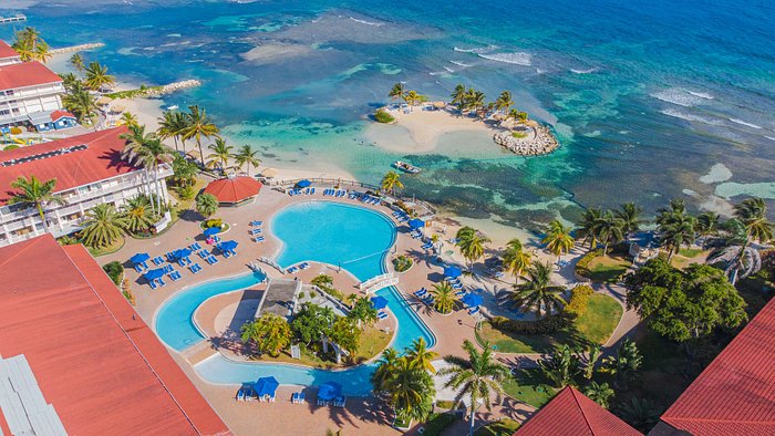 HOLIDAY INN RESORT MONTEGO BAY ALL-INCLUSIVE - Updated 2024 Prices & Resort  (All-Inclusive) Reviews (Jamaica)