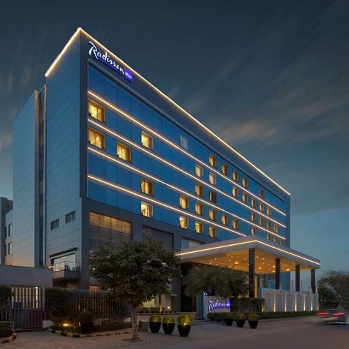 THE 10 CLOSEST Hotels to Courtyard by Marriott Aravali Resort, Faridabad