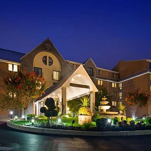 Best Western Plus Concordville Hotel in Glen Mills, image may contain: Neighborhood, Hotel, Resort, City
