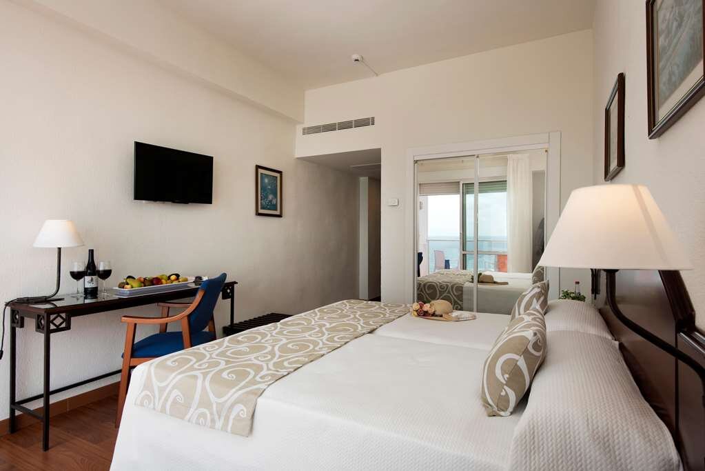 Hotel photo 9 of AluaSun Doblemar.