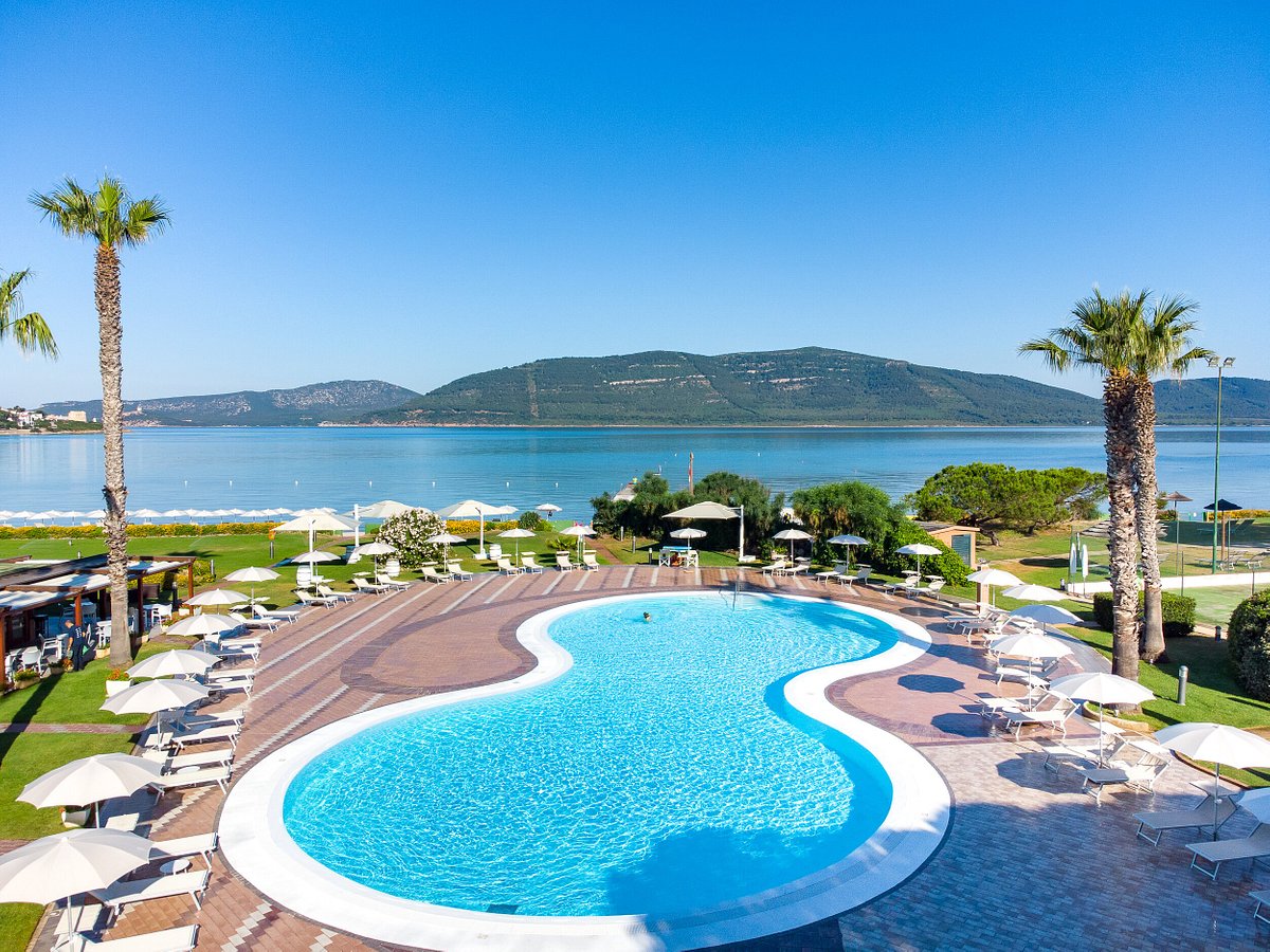 Hotel Corte Rosada Resort &amp; Spa, hotel in Sardinia