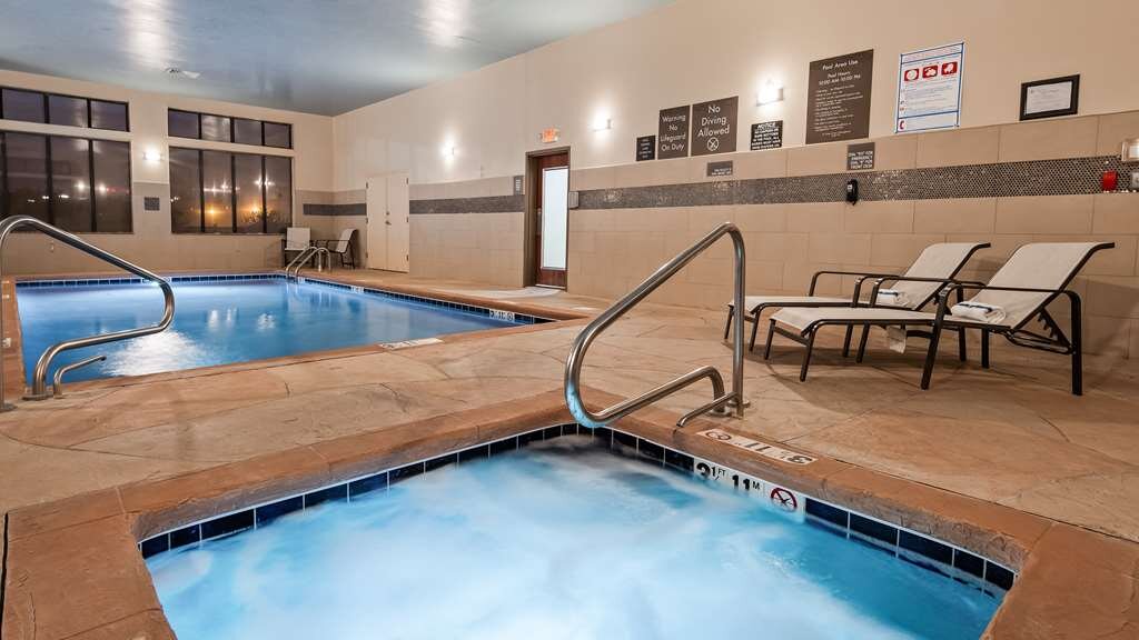 Best Western Cannon A.F.B. Pool Pictures & Reviews - Tripadvisor