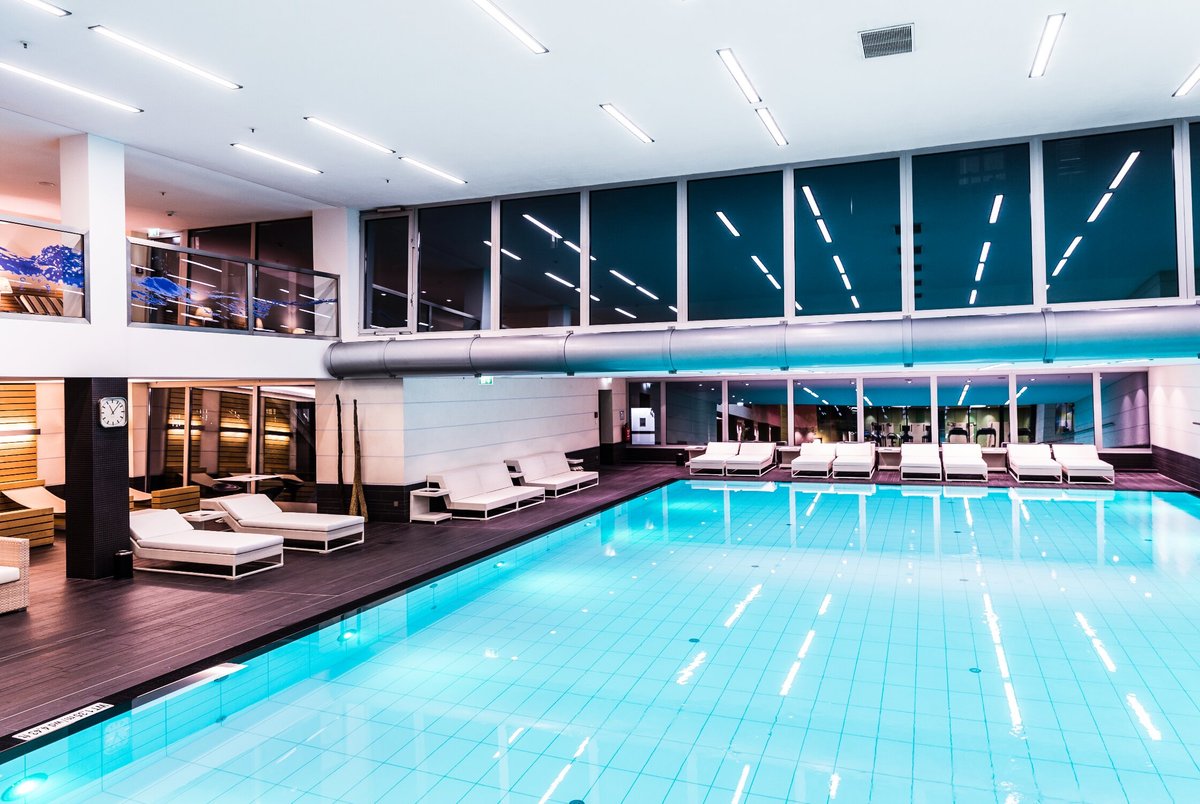 Pullman Berlin Schweizerhof Pool: Pictures & Reviews - Tripadvisor