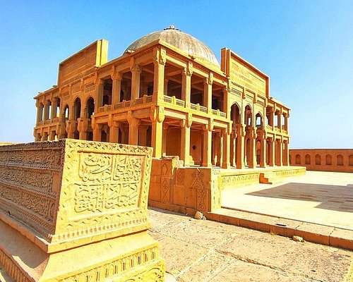 karachi travel and tours