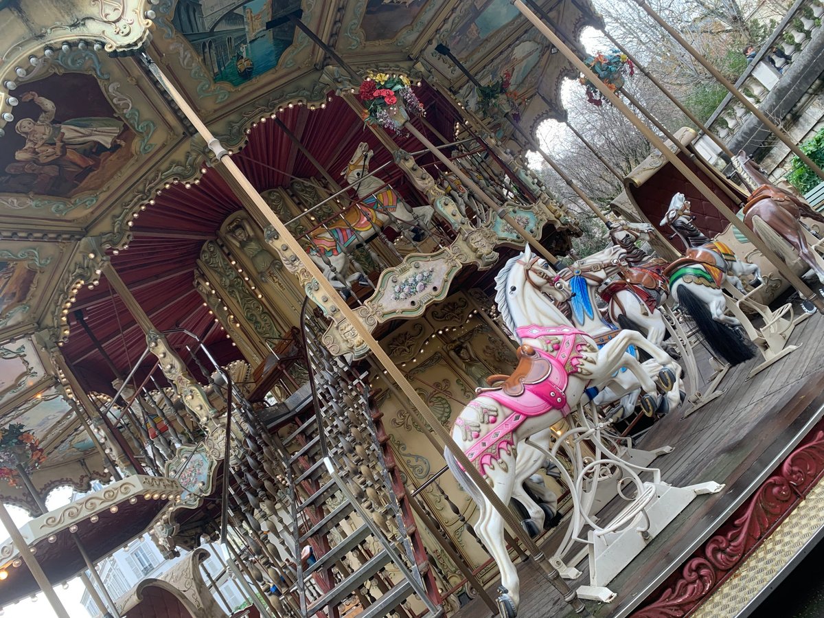 Carrousel de Montmartre, Париж: лучшие советы перед посещением - Tripadvisor