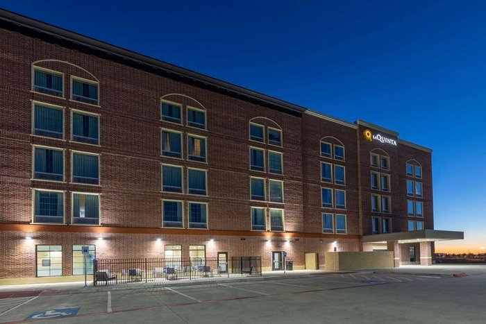 LA QUINTA INN & SUITES FRISCO FIELDHOUSE NORTH $84 ($̶9̶9̶) - Updated ...