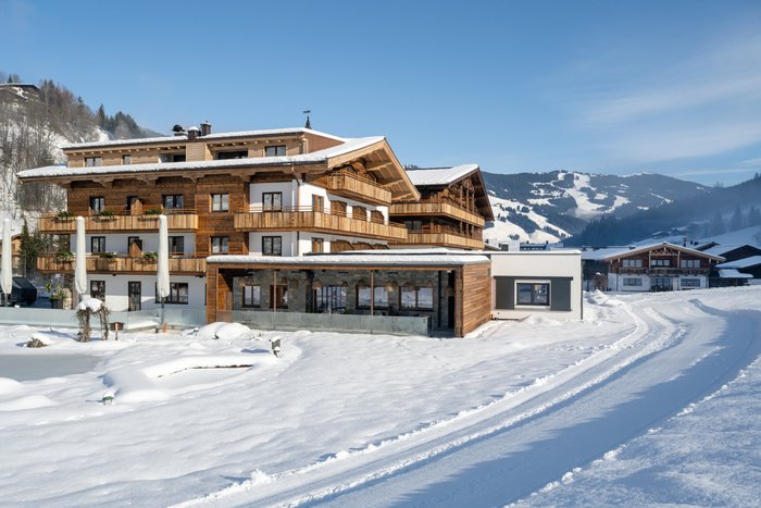 SKI & BIKE WIESENEGG HOTEL - Prices & Reviews (Saalbach-Hinterglemm ...