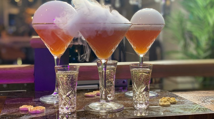 Berrys bar luxury -  'For the girls' cocktail