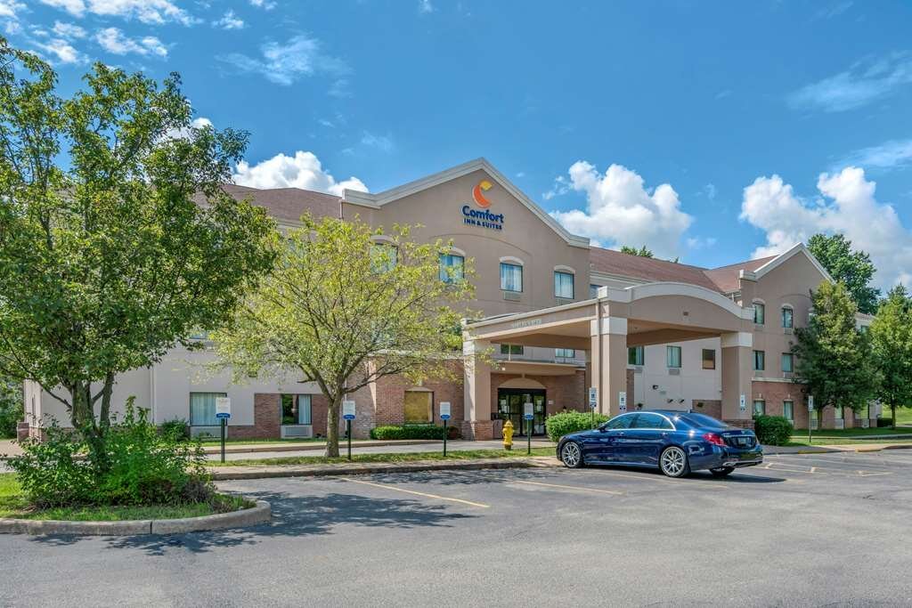 COMFORT INN & SUITES - Updated 2024 Prices & Hotel Reviews (MO)