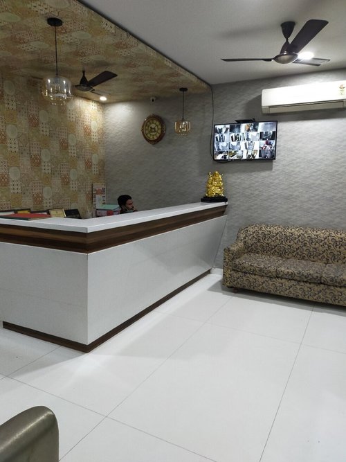 Super Oyo Capital O Hotel Swastika Updated 2024 Prices Reviews And Photos 6680