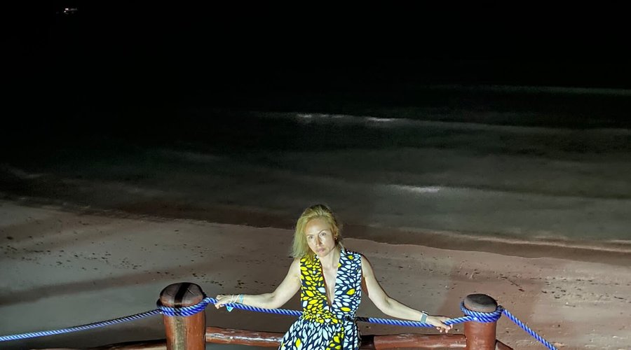 My wife with her dress by Nana Fashion