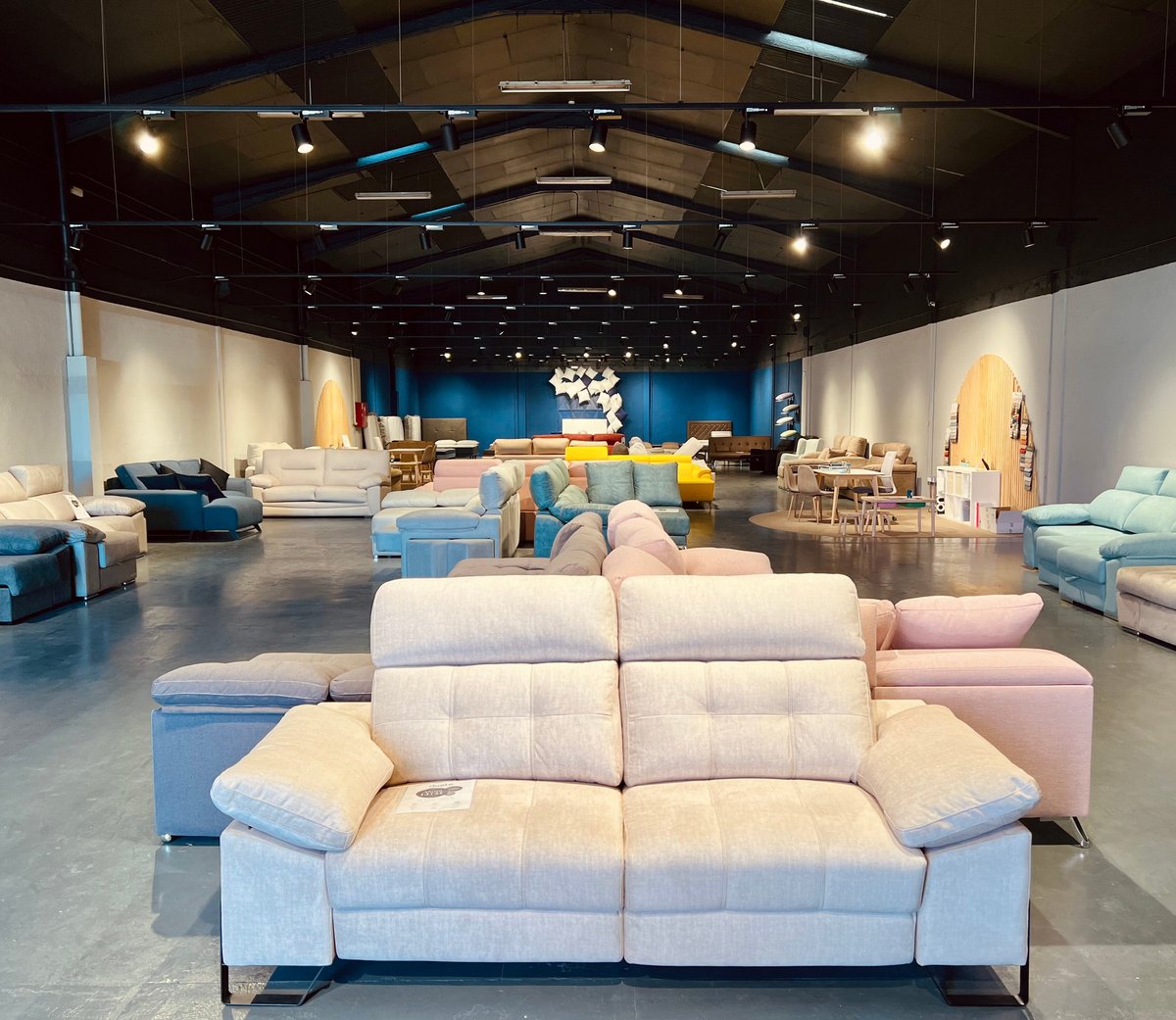 düale Sofas Y Colchones (Leganes) - All You Need to Know BEFORE You Go