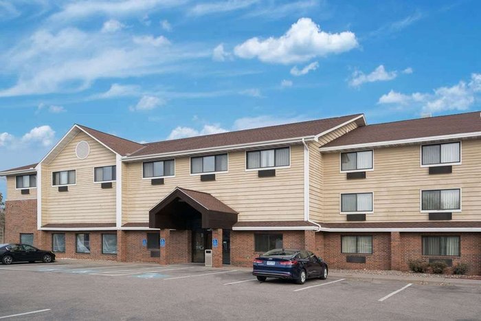 BAYMONT INN & SUITES BLOOMINGTON MSP AIRPORT - Updated 2024 Prices ...