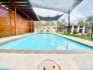 Pool & Beach