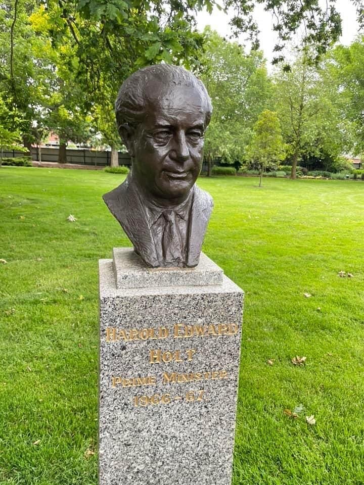 Harold Holt Statue (Ballarat) - All You Need to Know BEFORE You Go
