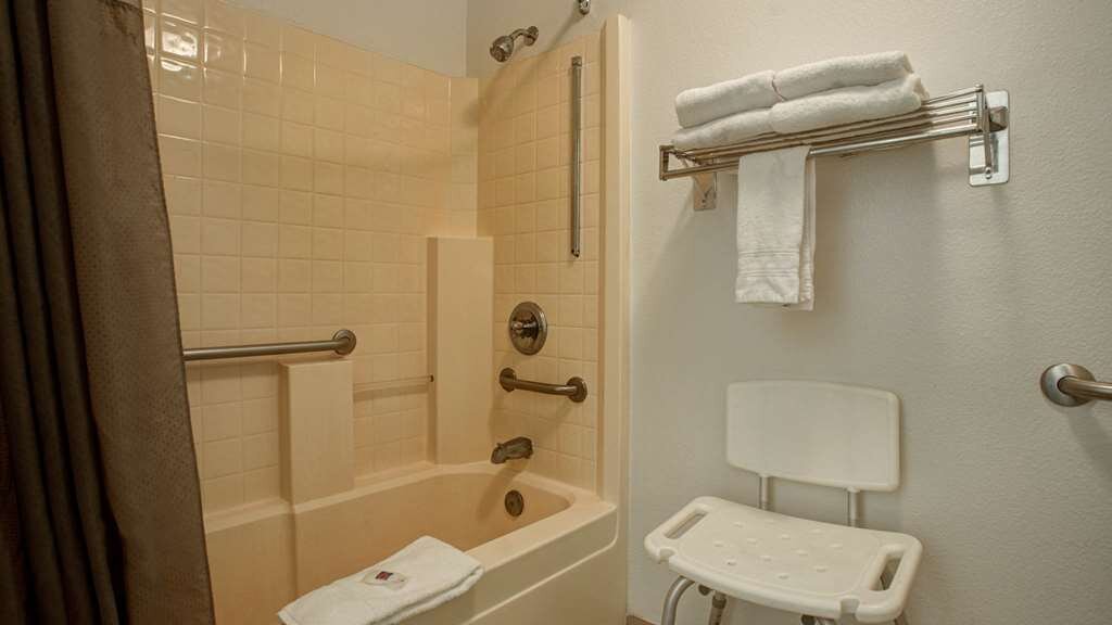 Motel 6 Yakima-Downtown Rooms: Pictures & Reviews - Tripadvisor