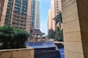 Pool & Beach