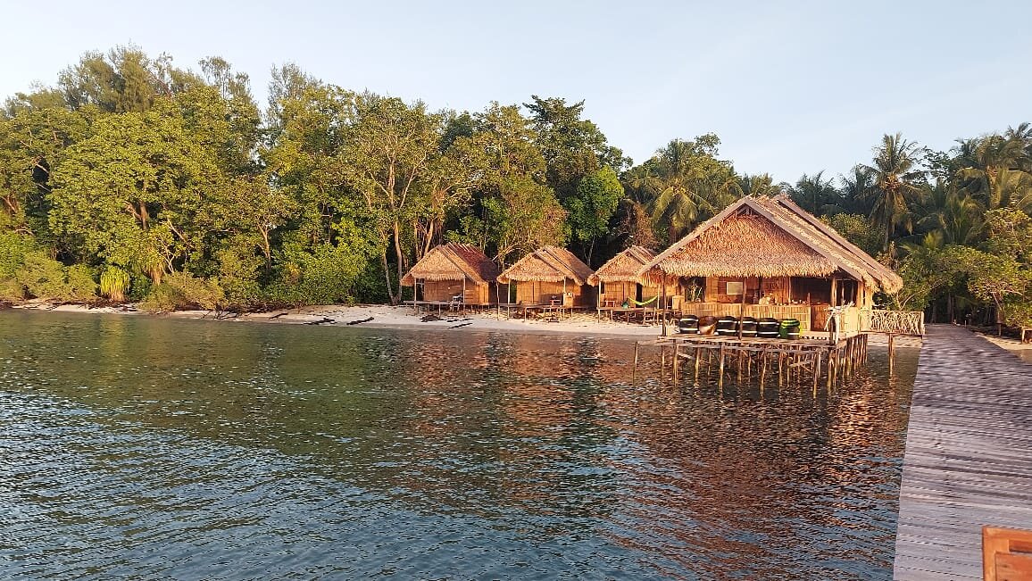 TABARI DIVE HOMESTAY - Updated 2023 Hotel Reviews (Indonesia/Mansuar ...