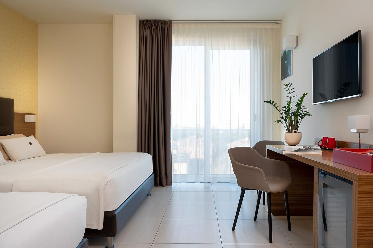 cassaforte elettronica grande - Foto di Aqua Hotel, Rimini - Tripadvisor