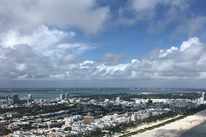 2024 Pembroke Pines Private Tour Discovering Miami By Plane   Caption 