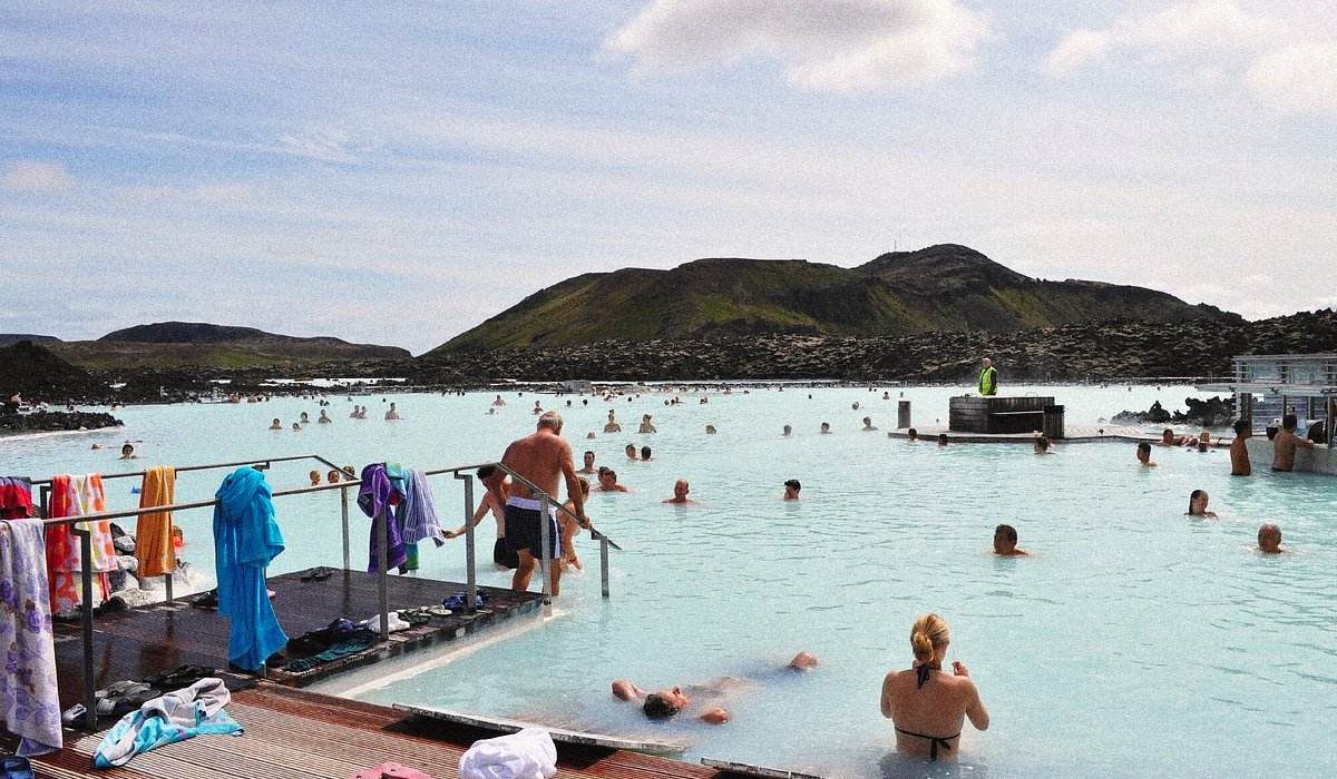 Best time for Blue Lagoon Geothermal Spa in Iceland 2024 