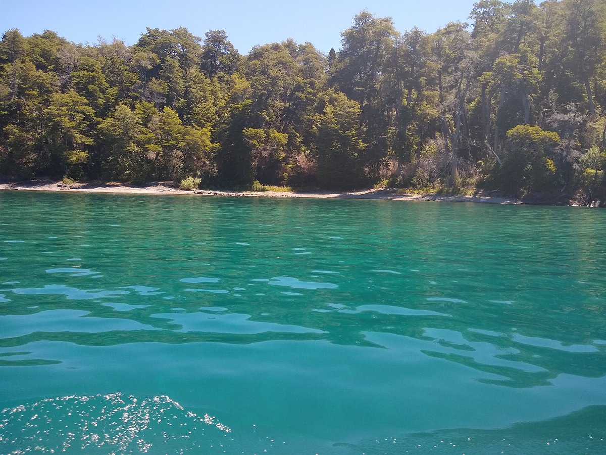 catamaran patagonia villa la angostura