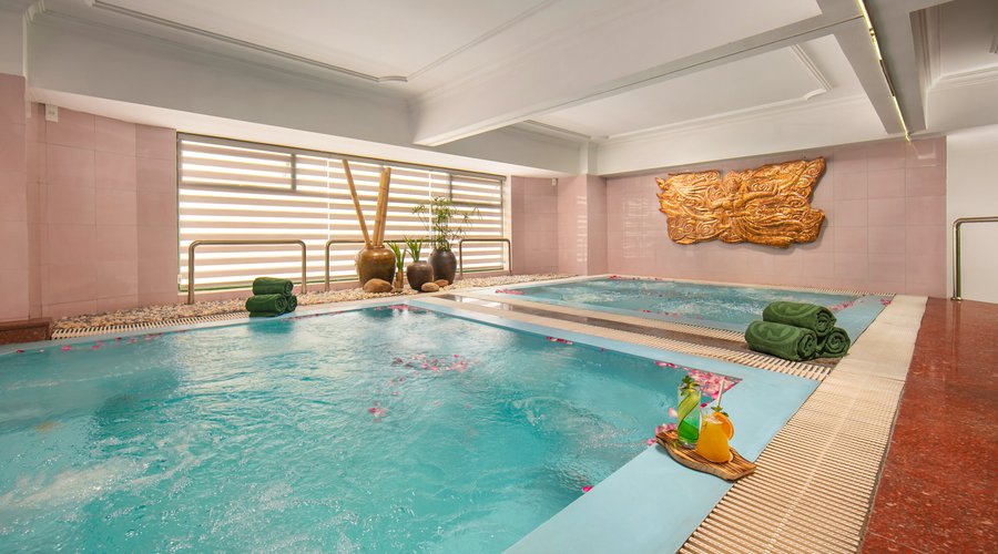Hot Jacuzzi