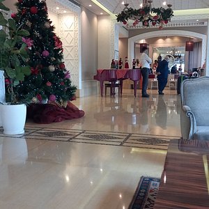 Palm Beach Hotel, hotel in Beirut