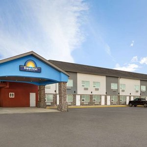 The 10 Best Hotel Deals in Wainwright (UPDATED Apr 2024) - Tripadvisor