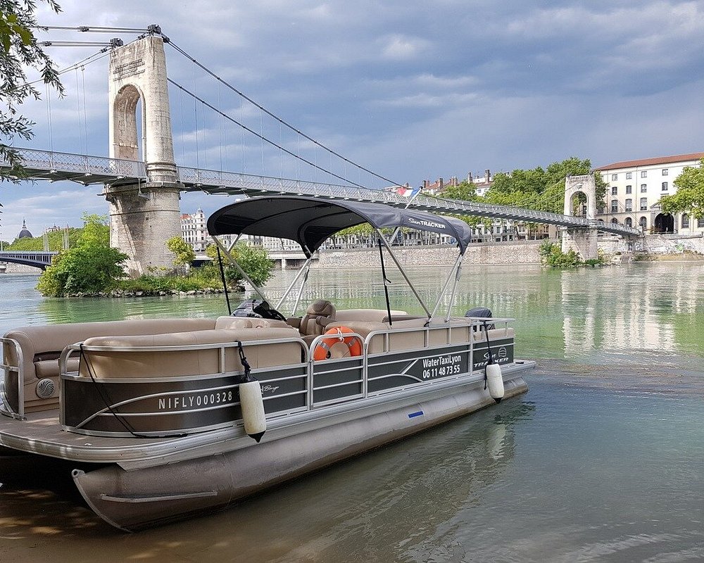 lyon tour en bateau