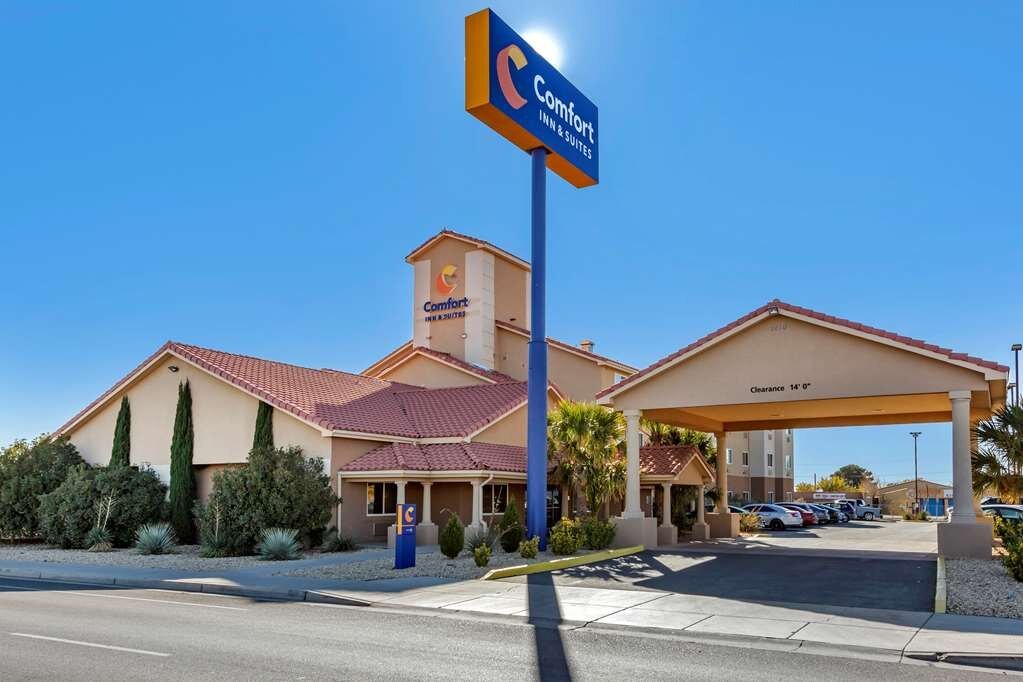 COMFORT INN & SUITES DEMING Updated 2024 Prices & Hotel Reviews (NM)