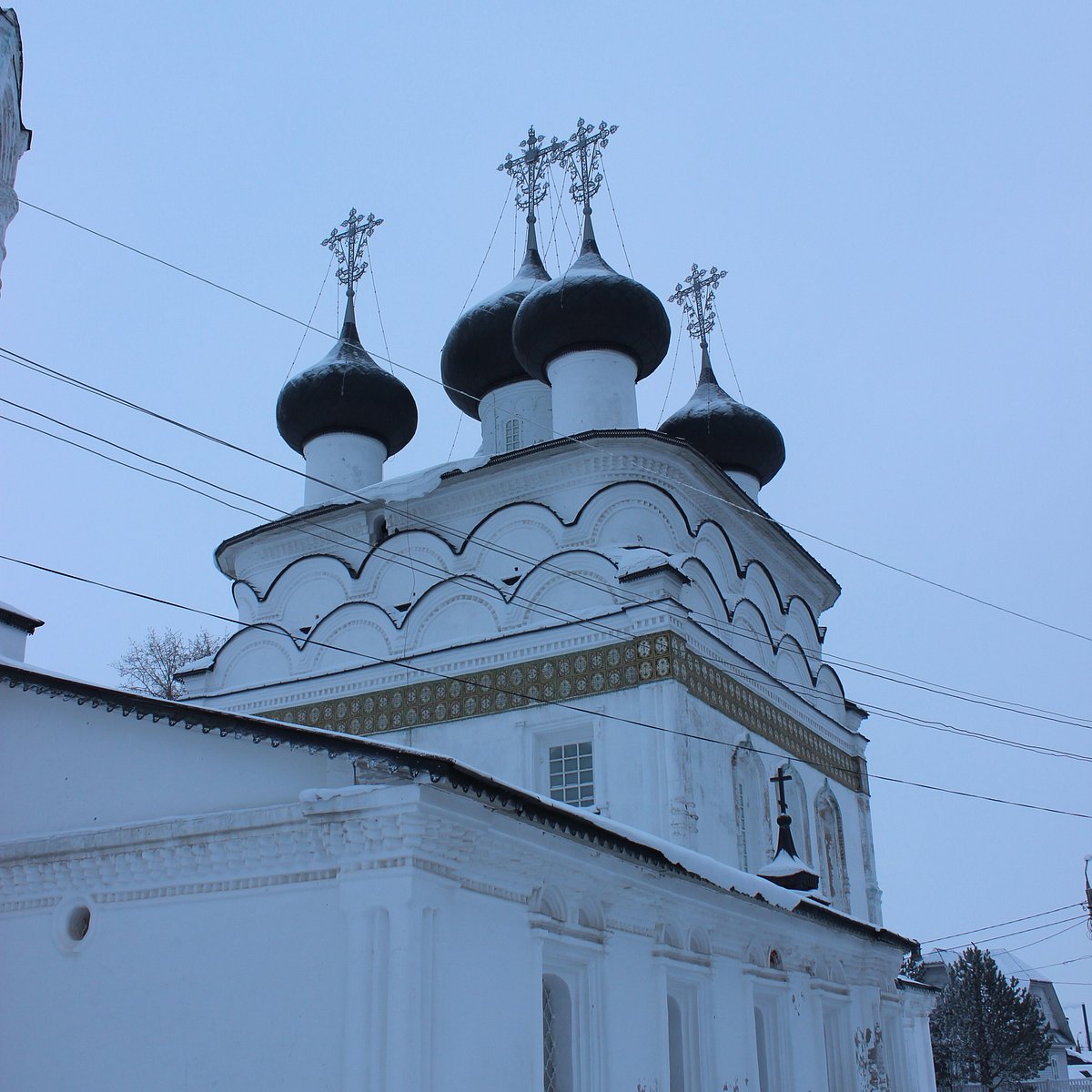 Церковь Спаса Всемилостивого Белозерск. Памятник Белозерскому Судаку Белозерск. Храм белых облаков. Монастырь Всемилостивого Спаса Екатеринбург.