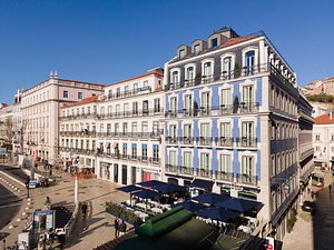 Blue Liberdade Hotel in Lisbon, image may contain: City, Street, Neighborhood, Condo